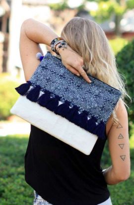 Sharai Oversized Clutch - Batik Tassel